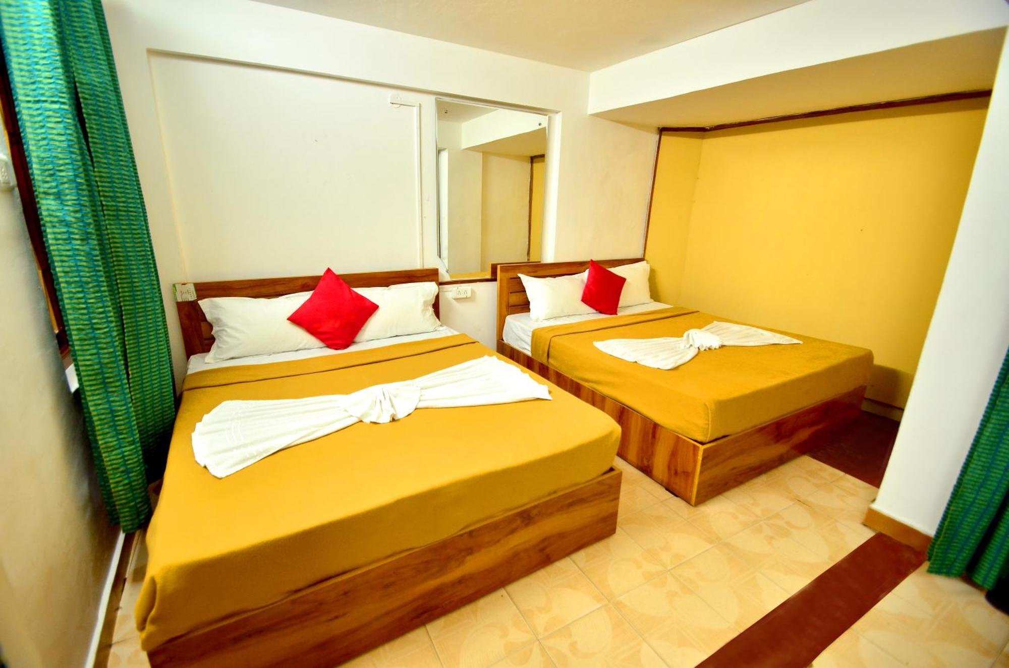 Estay Sk Residency Утакаманд Экстерьер фото