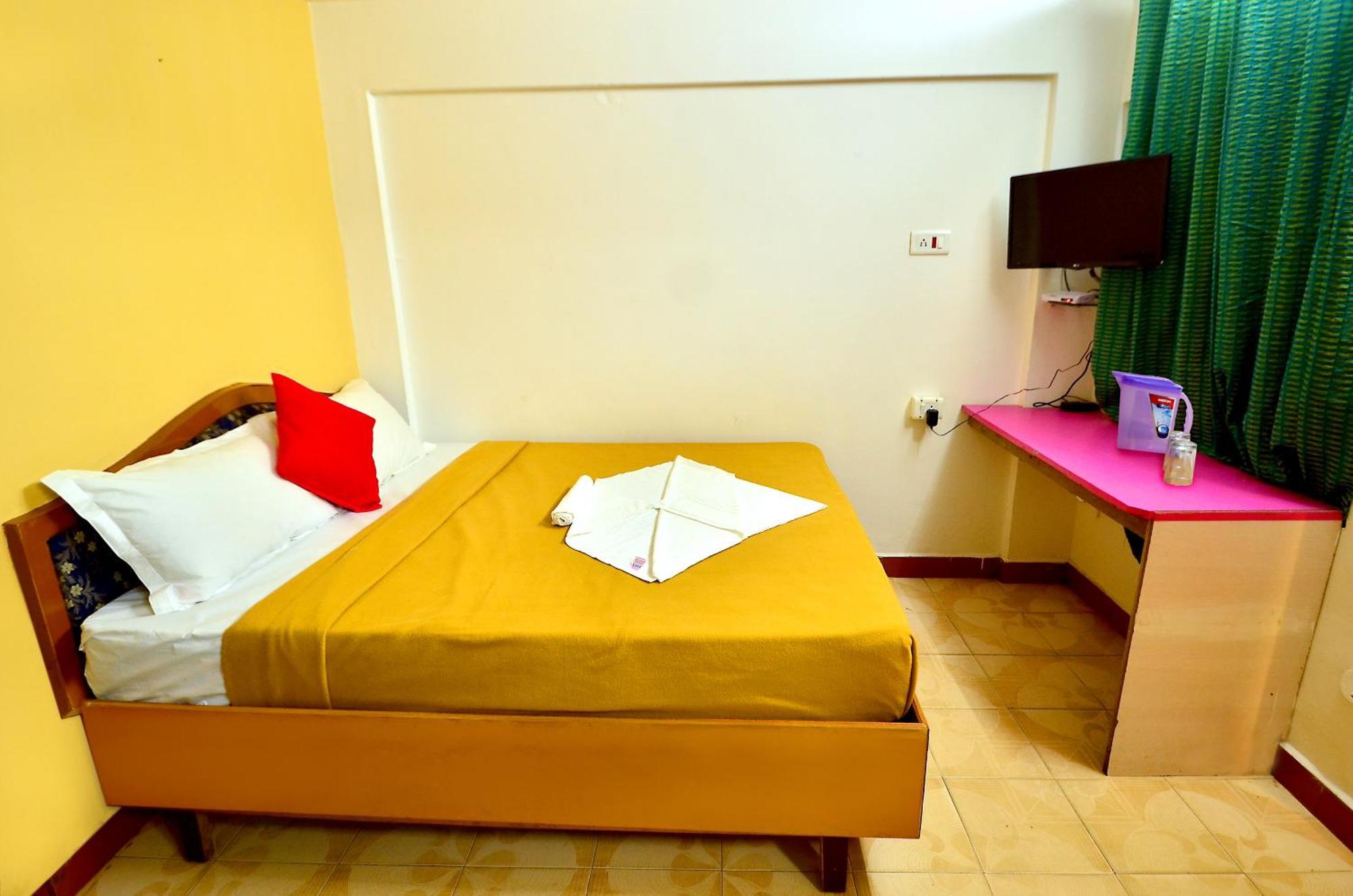 Estay Sk Residency Утакаманд Экстерьер фото