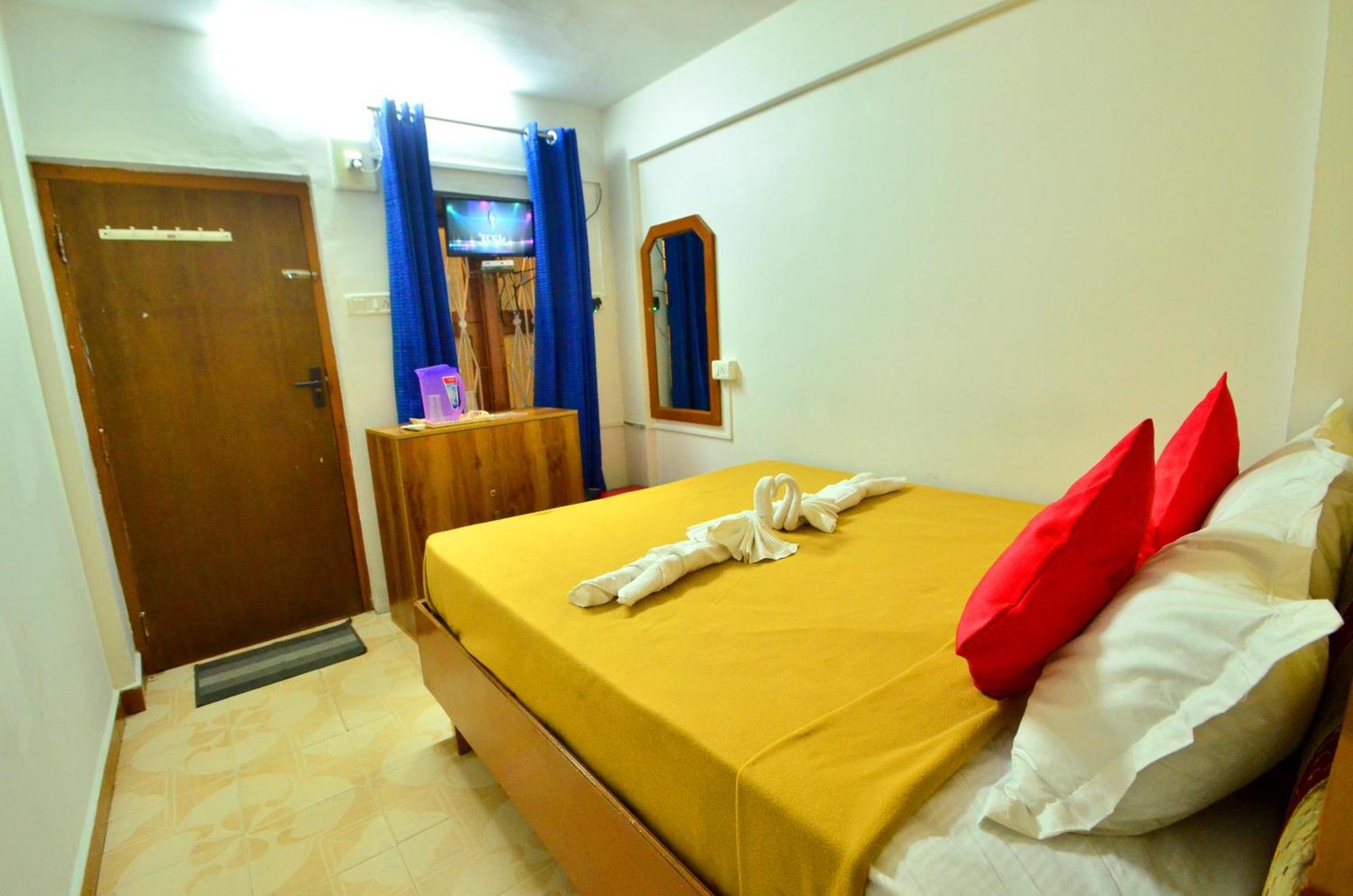 Estay Sk Residency Утакаманд Экстерьер фото
